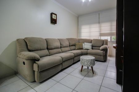 Apartamento à venda com 80m², 2 quartos e 1 vaga Apartamento à venda com 80m², 2 quartos e 1 vagaSala