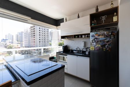 Apartamento à venda com 41m², 1 quarto e 1 vagaVaranda  - Cozinha 