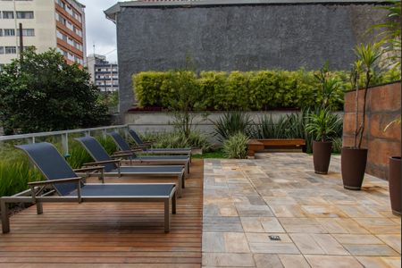 Studio para alugar com 35m², 1 quarto e 1 vaga Studio para alugar com 35m², 1 quarto e 1 vagaÁrea comum - Piscina