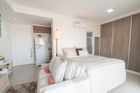 Studio para alugar com 35m², 1 quarto e 1 vaga Studio para alugar com 35m², 1 quarto e 1 vagaStudio