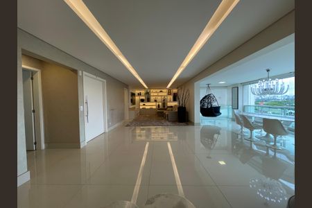 Apartamento à venda com 189m², 3 quartos e 3 vagas Apartamento à venda com 189m², 3 quartos e 3 vagasSala