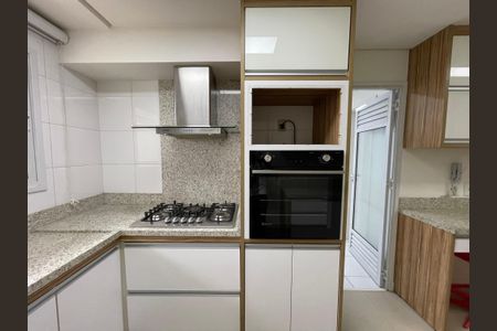 Apartamento à venda com 189m², 3 quartos e 3 vagas Apartamento à venda com 189m², 3 quartos e 3 vagasCozinha