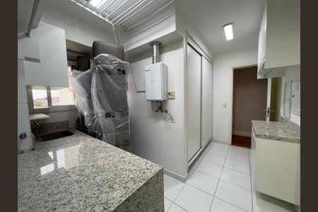 Apartamento à venda com 189m², 3 quartos e 3 vagas Apartamento à venda com 189m², 3 quartos e 3 vagasÁrea de Serviço