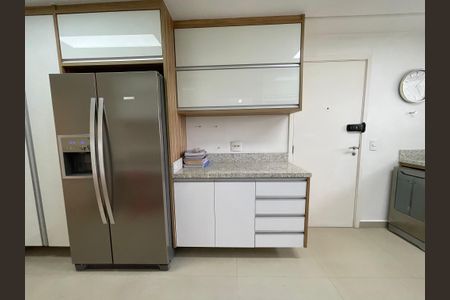Apartamento à venda com 189m², 3 quartos e 3 vagas Apartamento à venda com 189m², 3 quartos e 3 vagasCozinha