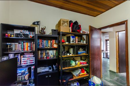 Casa à venda com 133m², 3 quartos e 2 vagasEscritório