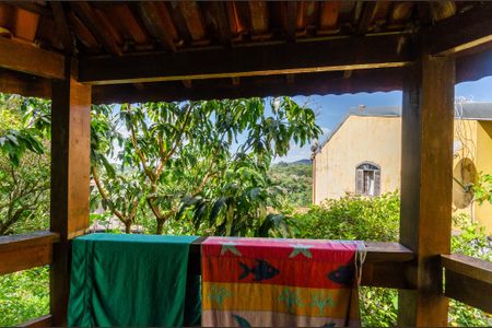 Casa à venda com 133m², 3 quartos e 2 vagasSuíte - Sacada