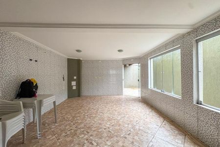 Apartamento à venda com 219m², 4 quartos e 4 vagas Apartamento à venda com 219m², 4 quartos e 4 vagasÁrea comum - Salão de festas