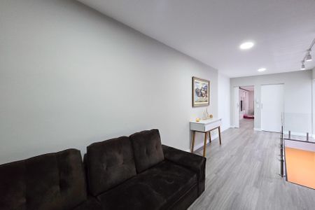 Apartamento à venda com 219m², 4 quartos e 4 vagas Apartamento à venda com 219m², 4 quartos e 4 vagas Cobertura