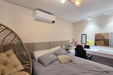 Apartamento à venda com 219m², 4 quartos e 4 vagas Apartamento à venda com 219m², 4 quartos e 4 vagasSuíte