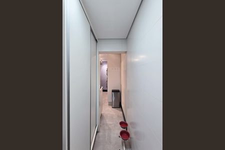 Apartamento à venda com 219m², 4 quartos e 4 vagas Apartamento à venda com 219m², 4 quartos e 4 vagasÁrea de Serviço