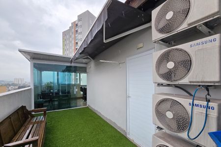 Apartamento à venda com 219m², 4 quartos e 4 vagas Apartamento à venda com 219m², 4 quartos e 4 vagasCobertura