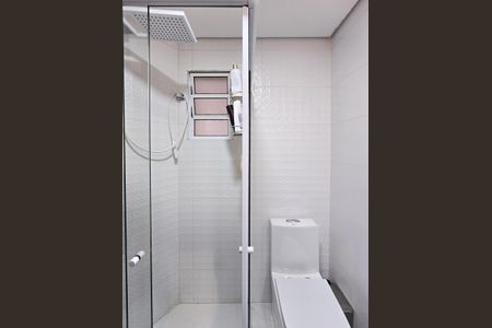 Apartamento à venda com 219m², 4 quartos e 4 vagas Apartamento à venda com 219m², 4 quartos e 4 vagasBanheiro Social