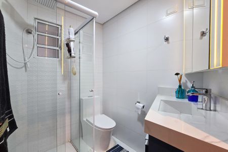 Apartamento à venda com 219m², 4 quartos e 4 vagas Apartamento à venda com 219m², 4 quartos e 4 vagasBanheiro Social