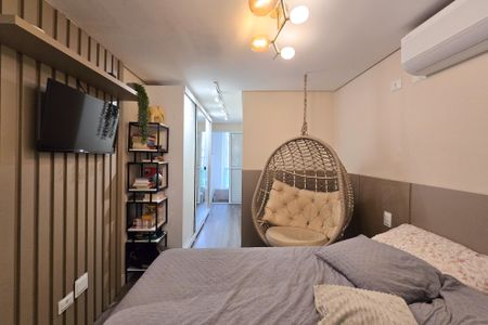 Apartamento à venda com 219m², 4 quartos e 4 vagas Apartamento à venda com 219m², 4 quartos e 4 vagasSuíte