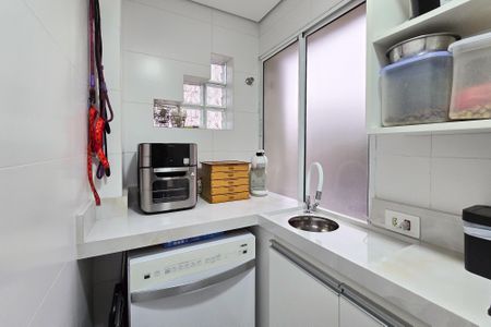 Apartamento à venda com 219m², 4 quartos e 4 vagas Apartamento à venda com 219m², 4 quartos e 4 vagasÁrea de Serviço