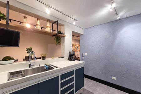 Apartamento à venda com 219m², 4 quartos e 4 vagas Apartamento à venda com 219m², 4 quartos e 4 vagasCozinha