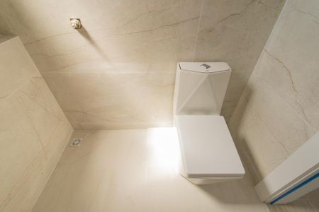 Casa de condomínio para alugar com 160m², 3 quartos e 2 vagasBanheiro da Suíte 2