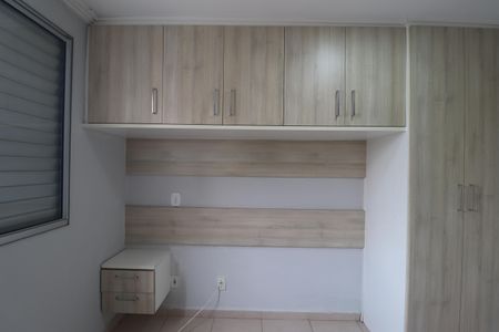 Quarto 1 de apartamento para alugar com 2 quartos, 45m² em Parque Sao Vicente, Santo André
