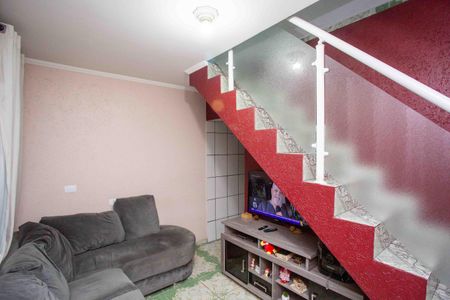 Casa à venda com 48m², 3 quartos e 2 vagasSala