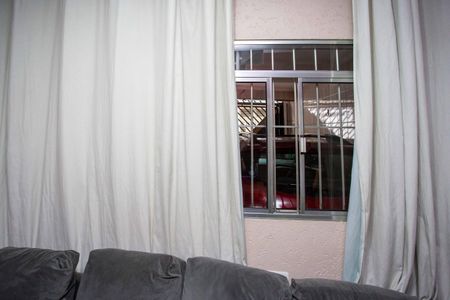 Casa à venda com 48m², 3 quartos e 2 vagasQuarto 1
