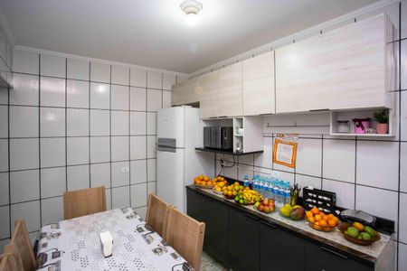 Casa à venda com 48m², 3 quartos e 2 vagasCozinha