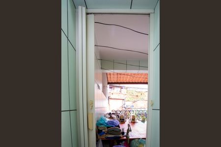 Casa à venda com 48m², 3 quartos e 2 vagasLavabo