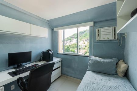 Apartamento à venda com 122m², 3 quartos e 1 vagaQuarto 2