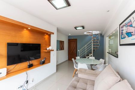 Apartamento à venda com 122m², 3 quartos e 1 vagaSala