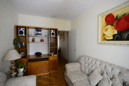 Sala de apartamento para alugar com 3 quartos, 70m² em Liberdade, São Paulo