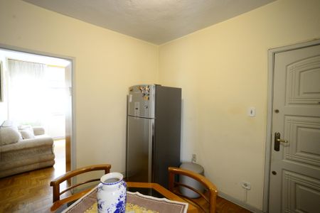 Sala de apartamento para alugar com 3 quartos, 70m² em Liberdade, São Paulo