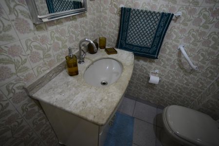 Apartamento para alugar com 70m², 3 quartos e sem vagaBanheiro