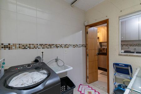 Casa de condomínio à venda com 123m², 2 quartos e 2 vagasÁrea de Serviço