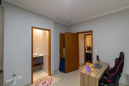 Casa de condomínio à venda com 123m², 2 quartos e 2 vagasSuíte 2