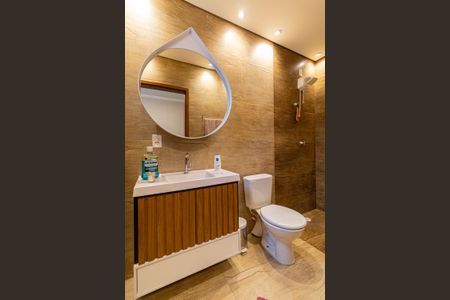 Casa de condomínio à venda com 123m², 2 quartos e 2 vagasBanheiro Suíte 1