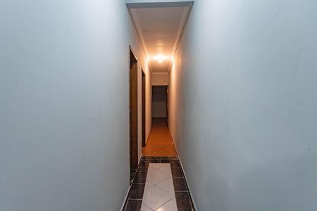 Corredor de casa para alugar com 2 quartos, 200m² em Jardim Las Vegas, Santo André