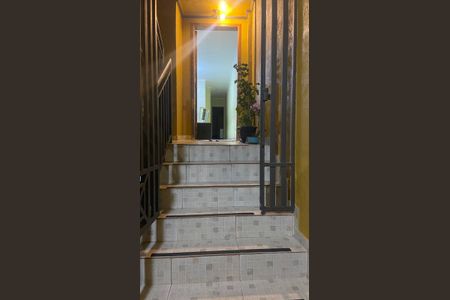 Área comum de casa para alugar com 2 quartos, 200m² em Jardim Las Vegas, Santo André