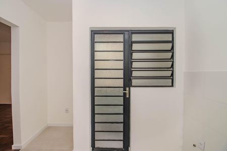 Apartamento à venda com 59m², 2 quartos e sem vaga Apartamento à venda com 59m², 2 quartos e sem vagaCozinha e Área de Serviço