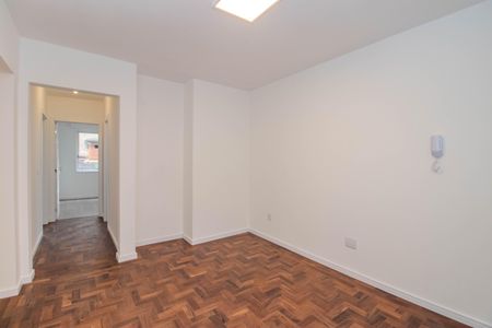 Sala de apartamento à venda com 2 quartos, 59m² em São João, Porto Alegre