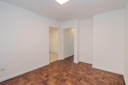 Sala de apartamento à venda com 2 quartos, 59m² em São João, Porto Alegre