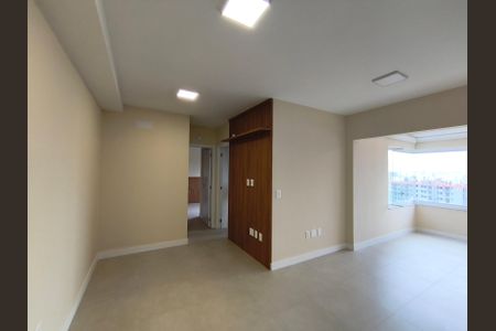 Apartamento à venda com 83m², 2 quartos e 2 vagasSala