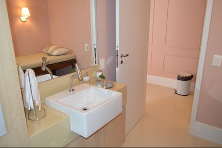 Apartamento à venda com 83m², 2 quartos e 2 vagasÁrea comum