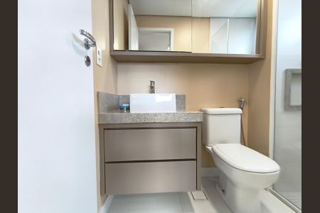 Apartamento à venda com 83m², 2 quartos e 2 vagasBanheiro da Suíte 1