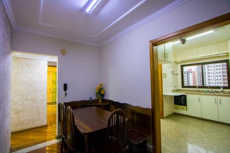 Apartamento à venda com 115m², 3 quartos e 2 vagasCopa