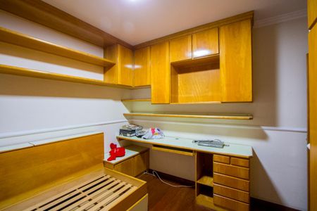 Apartamento à venda com 115m², 3 quartos e 2 vagasQuarto 2