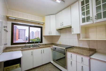 Apartamento à venda com 115m², 3 quartos e 2 vagasCozinha