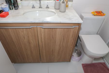 Apartamento à venda com 69m², 2 quartos e 1 vagaBanheiro da Suíte