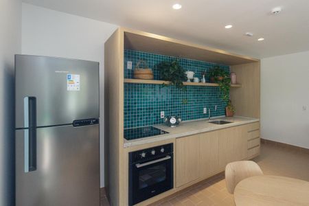 Apartamento para alugar com 25m², 1 quarto e sem vaga Apartamento para alugar com 25m², 1 quarto e sem vagaÁrea comum - Salão de festas