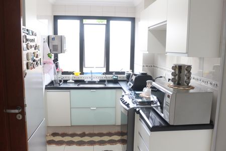 Apartamento à venda com 155m², 4 quartos e 3 vagasCozinha