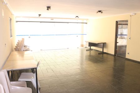 Apartamento à venda com 155m², 4 quartos e 3 vagasÁrea comum - Salão de festas