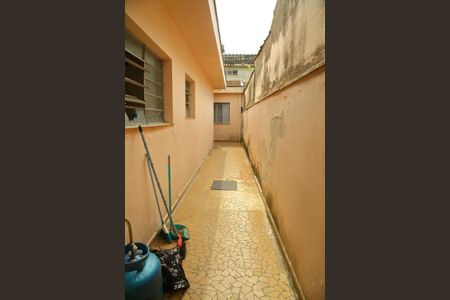 Casa à venda com 150m², 2 quartos e 2 vagasCorredor Externo